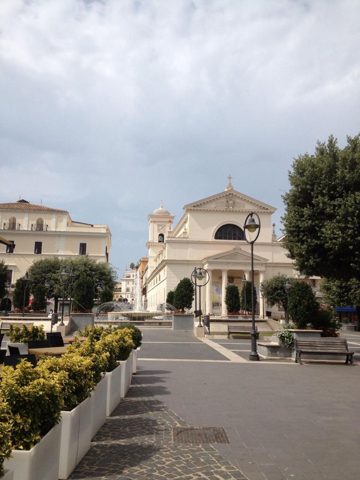 Newhouse Anthium - Central Chic Anzio Exterior foto